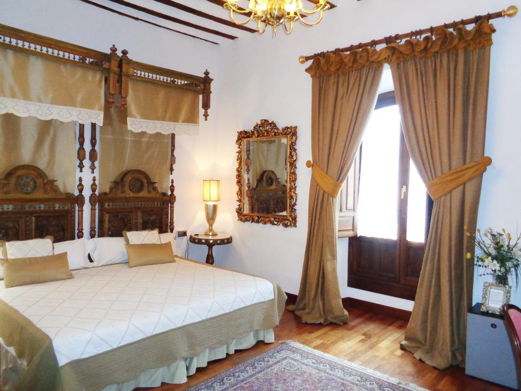 Hotel Boutique Nueve Leyendas Úbeda Extérieur photo